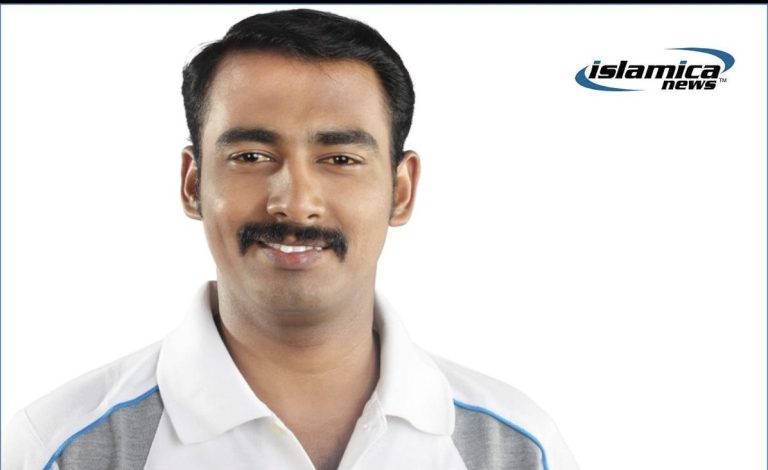 Single Indian Man Would Like You To Know His Pronouns Are ‘Hum Aur Thum’